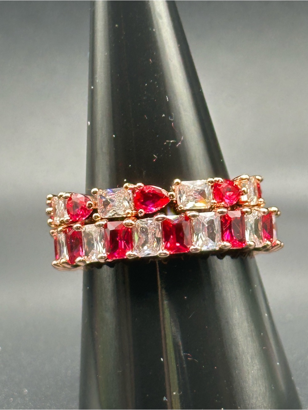 RBP7731 The Bernadette Set Rings
Size 9, rose gold plated